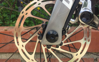 Do thru-axles and disc brakes have a place on triathlon bikes?
